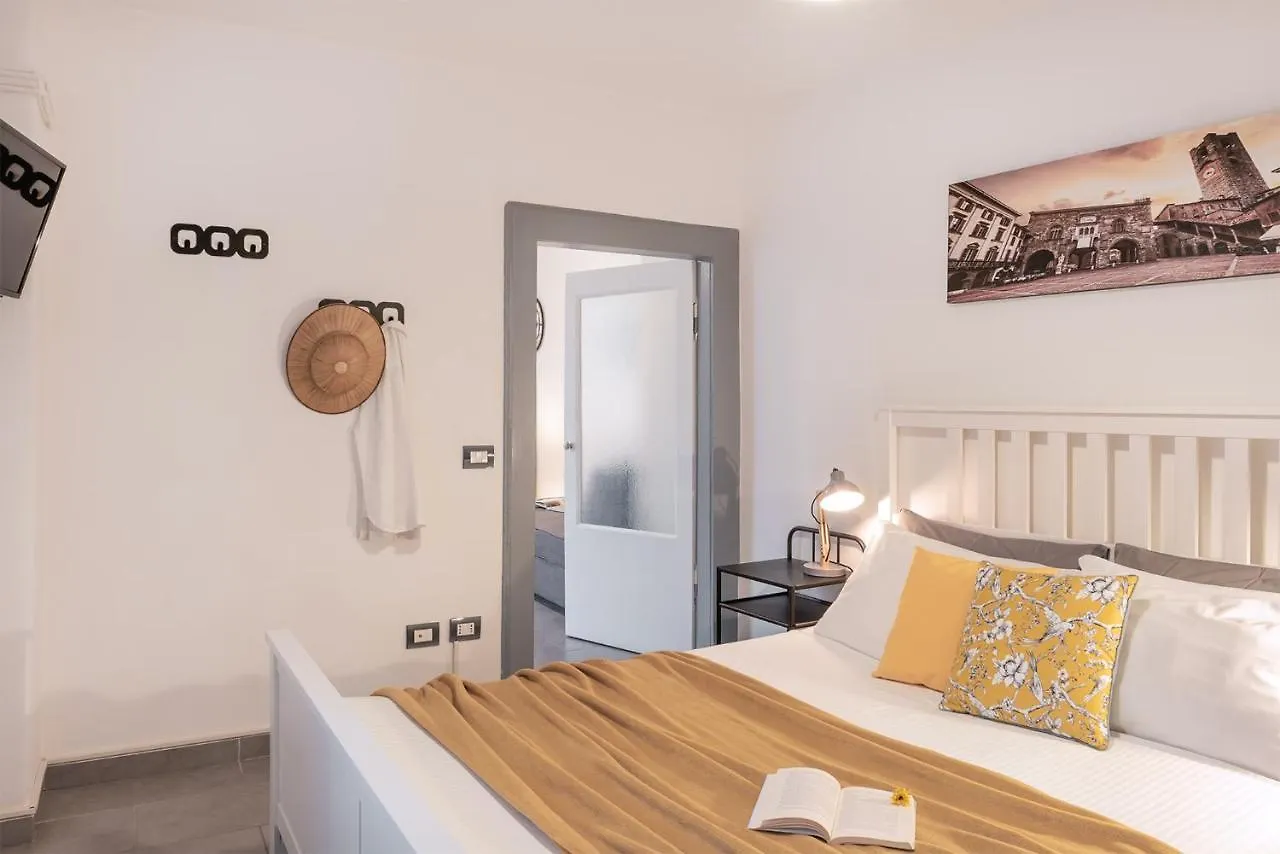 Domusbergamo - Bon Bon Apartment location